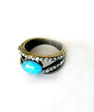 Load image into Gallery viewer, Bronzed Band Stones Mood Ring