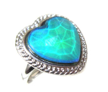 Load image into Gallery viewer, Heart Mood Ring