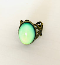 Load image into Gallery viewer, Bronzed Brass Heart Mood Ring