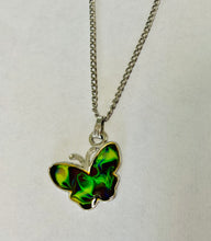 Load image into Gallery viewer, Butterfly Mood Necklace