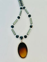 Load image into Gallery viewer, Black Beaded Magnetic Mood Necklace