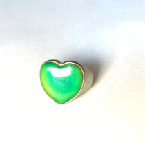 Load image into Gallery viewer, Heart Mood Ring Seconds
