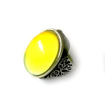 Load image into Gallery viewer, Large Oval Antique Style Mood Ring - Larger Sizes