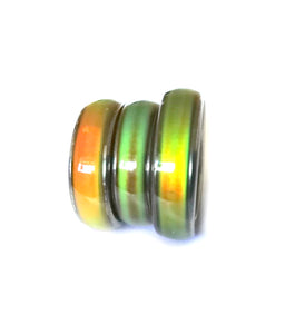 magnetic mood rings in green and orange colors