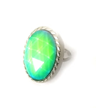 Load image into Gallery viewer, Extravagant Mood Ring