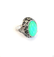 Load image into Gallery viewer, Antique Mood Ring