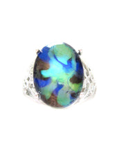 Load image into Gallery viewer, mood ring with marble swirl patterns