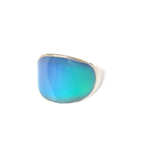 Load image into Gallery viewer, modern curved looking mood ring 