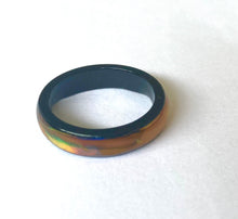 Load image into Gallery viewer, Agate Mood Ring Size 11 1/4 Outlet