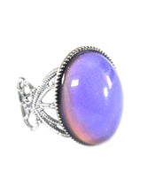 Load image into Gallery viewer, mood ring with a heart band and antique silver shade plating