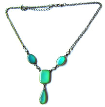 Load image into Gallery viewer, bronze mood necklace with green moods