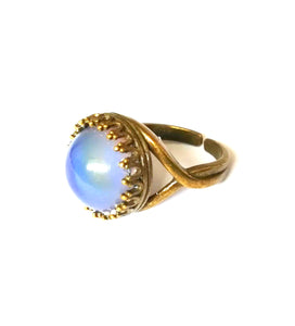a bronzed crown setting mood ring with adjustable band
