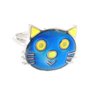 Load image into Gallery viewer, child cat face mood ring that also glows in the dark
