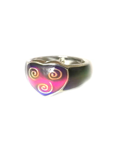 celtic heart mood ring in a band design showing a red mood meaning