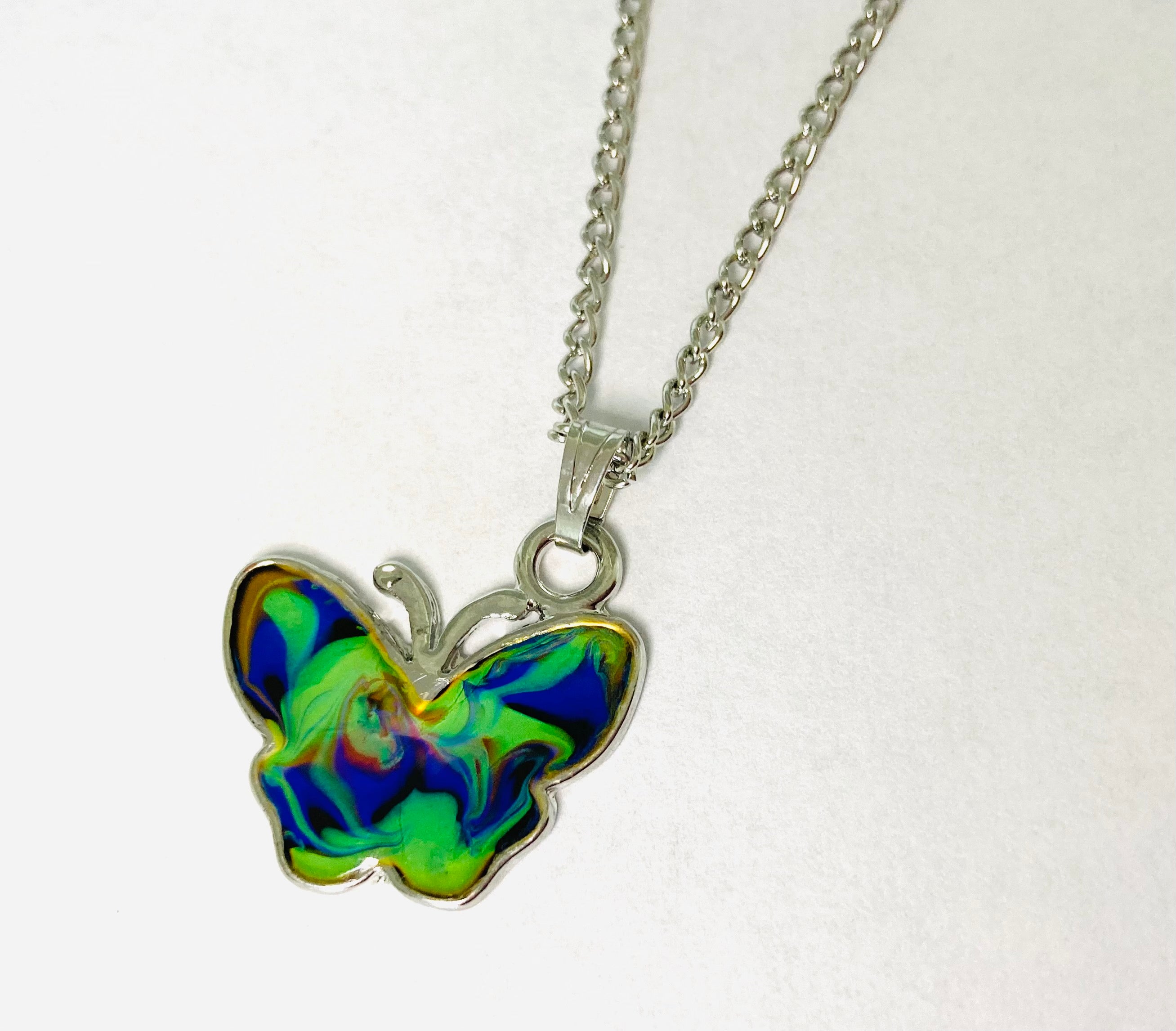 Butterfly mood online necklace