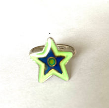 Load image into Gallery viewer, Glow Star Child Mood Ring