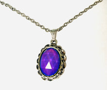 Load image into Gallery viewer, Oval Mood Necklace