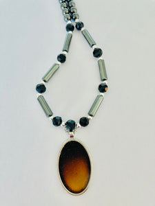 Black Beaded Magnetic Mood Necklace