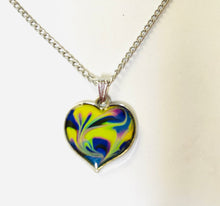 Load image into Gallery viewer, Heart Swirl Mood Necklace