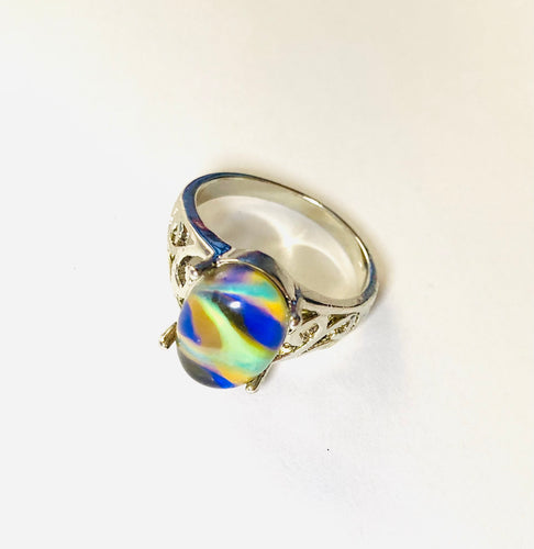 Swirl Elegance Mood Ring Size 8.5 / 9