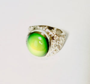 band oval mood ring