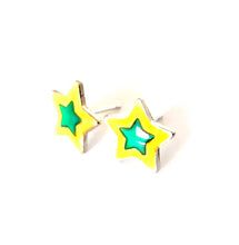 Load image into Gallery viewer, Star Mood Earrings