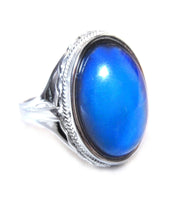 Load image into Gallery viewer, beautiful sterling silver mood ring full hallmark with blue mood meaning